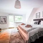 Stilvolle Apartments Mit Kamin - Schlossblick Und 2-4 Zimmer 50-140Qm - Nahe A1 Und Schloss Burg - Koeln & Duesseldorf * Solingen