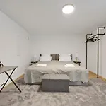 Stilvolle Mit Kamin - Schlossblick Und 2-4 50-140qm - Nahe A1 Und Schloss Burg - Koeln & Duesseldorf 아파트