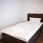 Stilvolle Apartments mit Kamin - Schlossblick und 2-4 Zimmer 50-140qm - nahe A1 und Schloss Burg - Köln&Düsseldorf Apartamento *
