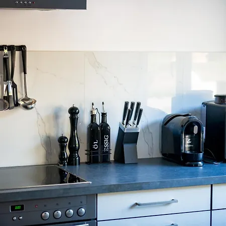 Apartment Stilvolle Mit Kamin - Schlossblick Und Grosser Terrasse 2-4 50-140qm - Nahe A1 Und Schloss Burg - Koeln Solingen