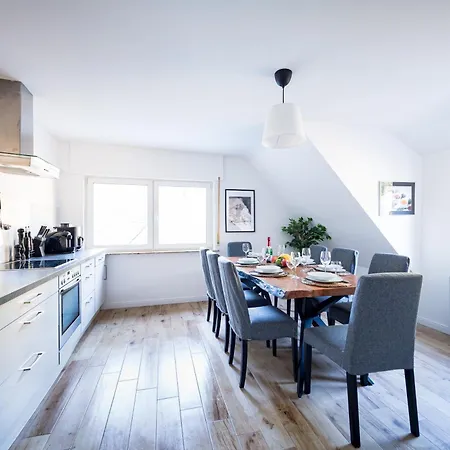 Stilvolle Mit Kamin - Schlossblick Und Grosser Terrasse 2-4 50-140qm - Nahe A1 Und Schloss Burg - Koeln Apartment *