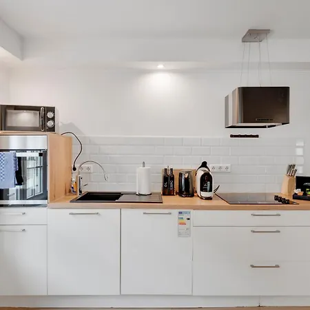 Stilvolle Mit Kamin - Schlossblick Und Grosser Terrasse 2-4 50-140qm - Nahe A1 Und Schloss Burg - Koeln