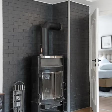 Stilvolle Mit Kamin - Schlossblick Und Grosser Terrasse 2-4 50-140qm - Nahe A1 Und Schloss Burg - Koeln Апартаменты Золинген