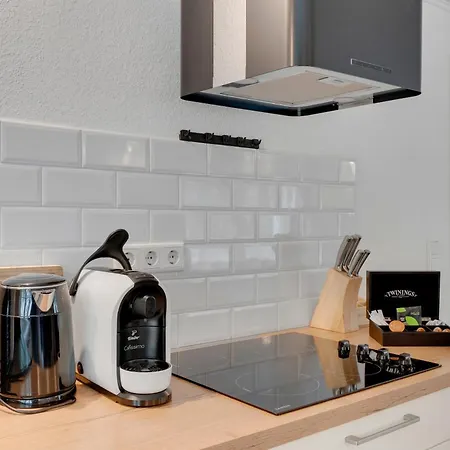 Stilvolle Mit Kamin - Schlossblick Und Grosser Terrasse 2-4 50-140qm - Nahe A1 Und Schloss Burg - Koeln * Золинген