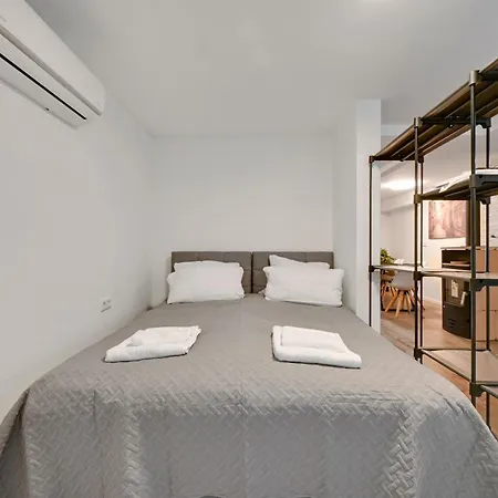 Stilvolle Mit Kamin - Schlossblick Und Grosser Terrasse 2-4 50-140qm - Nahe A1 Und Schloss Burg - Koeln Апартаменты Золинген