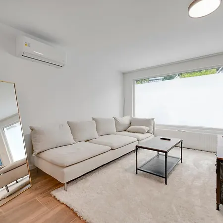 Stilvolle Mit Kamin - Schlossblick Und Grosser Terrasse 2-4 50-140qm - Nahe A1 Und Schloss Burg - Koeln