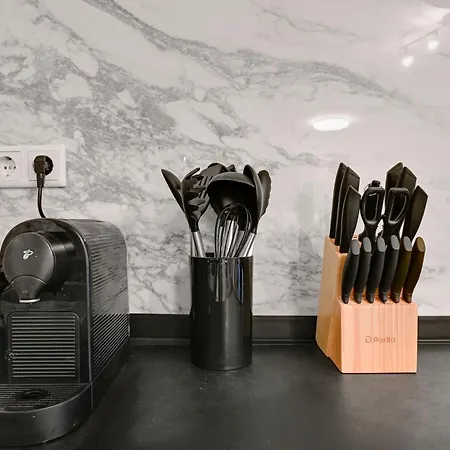 Stilvolle Mit Kamin - Schlossblick Und Grosser Terrasse 2-4 50-140qm - Nahe A1 Und Schloss Burg - Koeln *