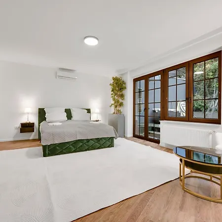 Stilvolle Mit Kamin - Schlossblick Und Grosser Terrasse 2-4 50-140qm - Nahe A1 Und Schloss Burg - Koeln Золинген