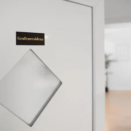 Stilvolle Mit Kamin - Schlossblick Und Grosser Terrasse 2-4 50-140qm - Nahe A1 Und Schloss Burg - Koeln Золинген