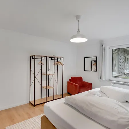 公寓 Stilvolle Mit Kamin - Schlossblick Und Grosser Terrasse 2-4 50-140qm - Nahe A1 Und Schloss Burg - Koeln