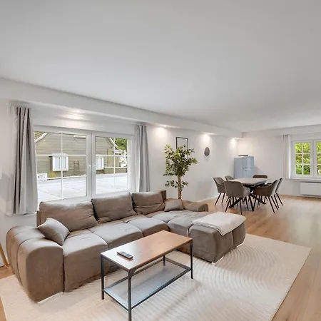 Apartamento Stilvolle Mit Kamin - Schlossblick Und Grosser Terrasse 2-4 50-140qm - Nahe A1 Und Schloss Burg - Koeln