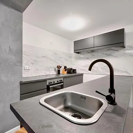 Stilvolle Mit Kamin - Schlossblick Und Grosser Terrasse 2-4 50-140qm - Nahe A1 Und Schloss Burg - Koeln 公寓 索林根