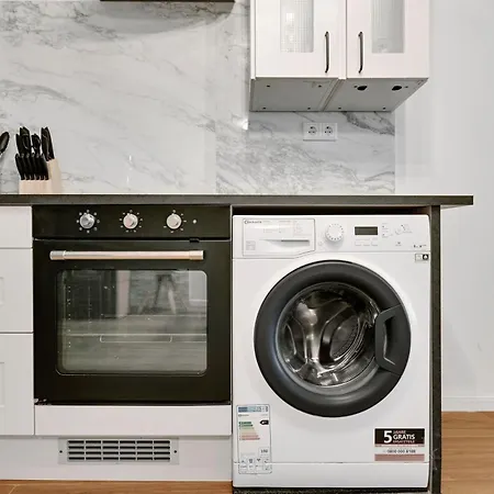 Stilvolle Mit Kamin - Schlossblick Und Grosser Terrasse 2-4 50-140qm - Nahe A1 Und Schloss Burg - Koeln * Solingen