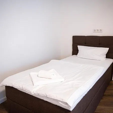 Stilvolle Mit Kamin - Schlossblick Und Grosser Terrasse 2-4 50-140qm - Nahe A1 Und Schloss Burg - Koeln Apartament *