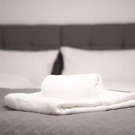 公寓 Stilvolle Mit Kamin - Schlossblick Und Grosser Terrasse 2-4 50-140qm - Nahe A1 Und Schloss Burg - Koeln