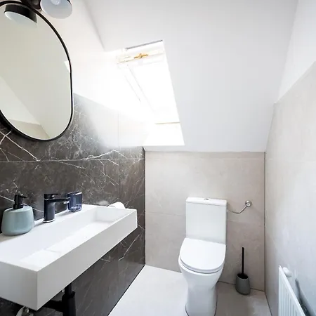 Stilvolle Mit Kamin - Schlossblick Und Grosser Terrasse 2-4 50-140qm - Nahe A1 Und Schloss Burg - Koeln Apartament *