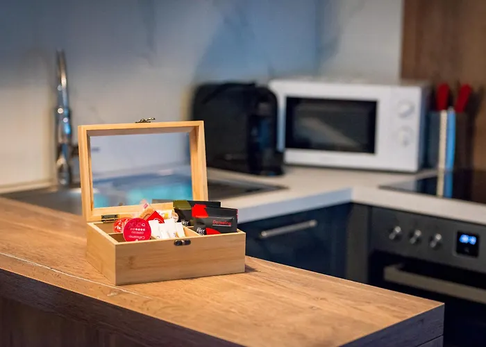 Stilvolle Mit Kamin - Schlossblick Und Grosser Terrasse 2-4 50-140qm - Nahe A1 Und Schloss Burg - Koeln Σόλινγκεν