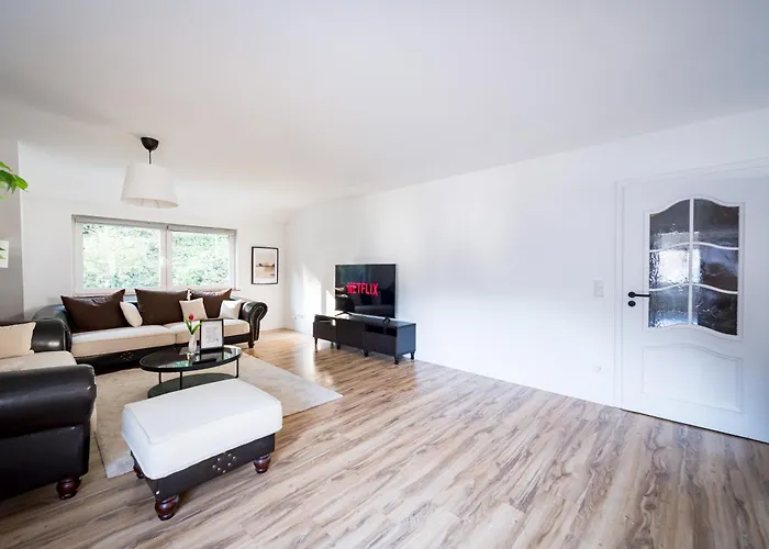 Stilvolle Mit Kamin - Schlossblick Und Grosser Terrasse 2-4 50-140qm - Nahe A1 Und Schloss Burg - Koeln Lejlighed