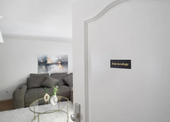 Apartament Stilvolle Mit Kamin - Schlossblick Und Grosser Terrasse 2-4 50-140qm - Nahe A1 Und Schloss Burg - Koeln