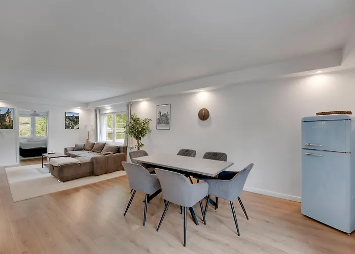 Stilvolle Mit Kamin - Schlossblick Und Grosser Terrasse 2-4 50-140qm - Nahe A1 Und Schloss Burg - Koeln * Σόλινγκεν