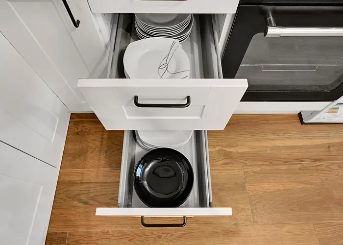 Stilvolle Mit Kamin - Schlossblick Und Grosser Terrasse 2-4 50-140qm - Nahe A1 Und Schloss Burg - Koeln Σόλινγκεν