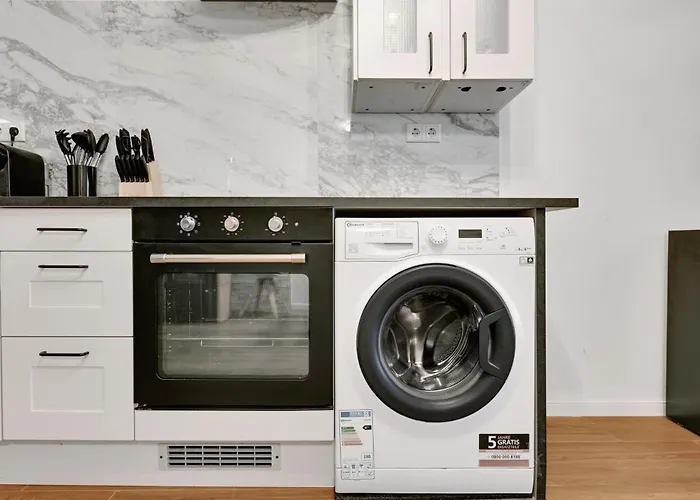 Stilvolle Mit Kamin - Schlossblick Und Grosser Terrasse 2-4 50-140qm - Nahe A1 Und Schloss Burg - Koeln * Σόλινγκεν