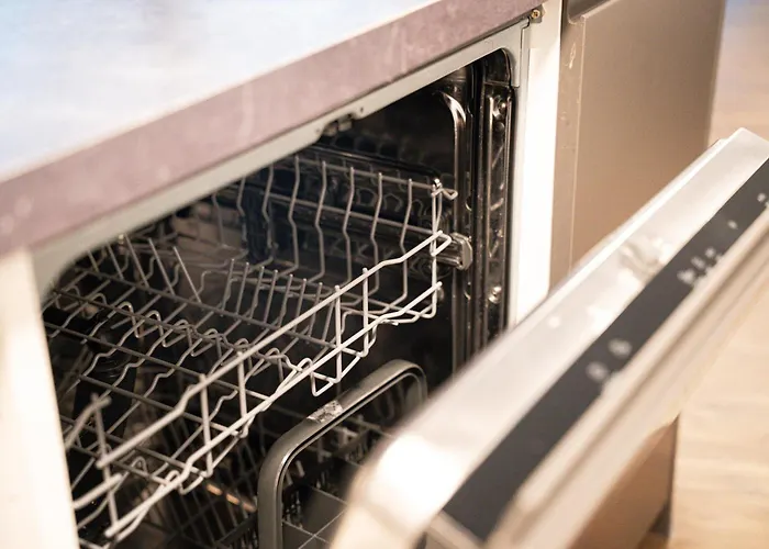 Stilvolle Mit Kamin - Schlossblick Und Grosser Terrasse 2-4 50-140qm - Nahe A1 Und Schloss Burg - Koeln