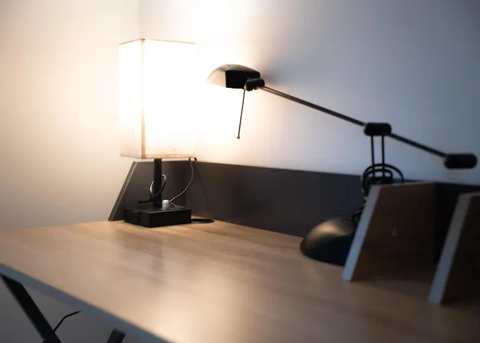 公寓 Stilvolle Mit Kamin - Schlossblick Und Grosser Terrasse 2-4 50-140qm - Nahe A1 Und Schloss Burg - Koeln 索林根